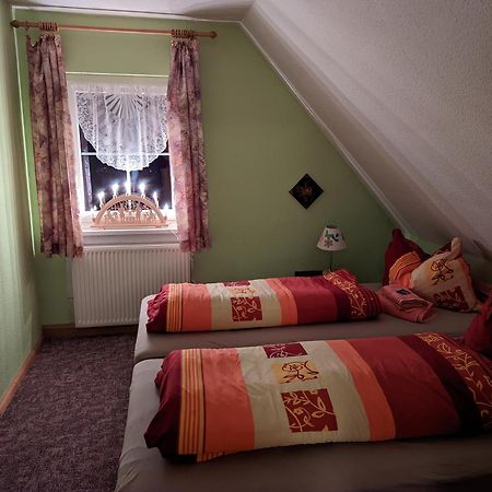 Ferienhaus Ferien Am Waldrand Альтенберг Экстерьер фото